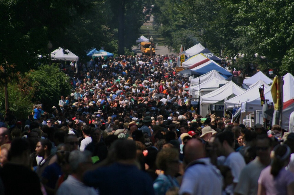 Crowds at Festival of the Nations in Tower Grove Park